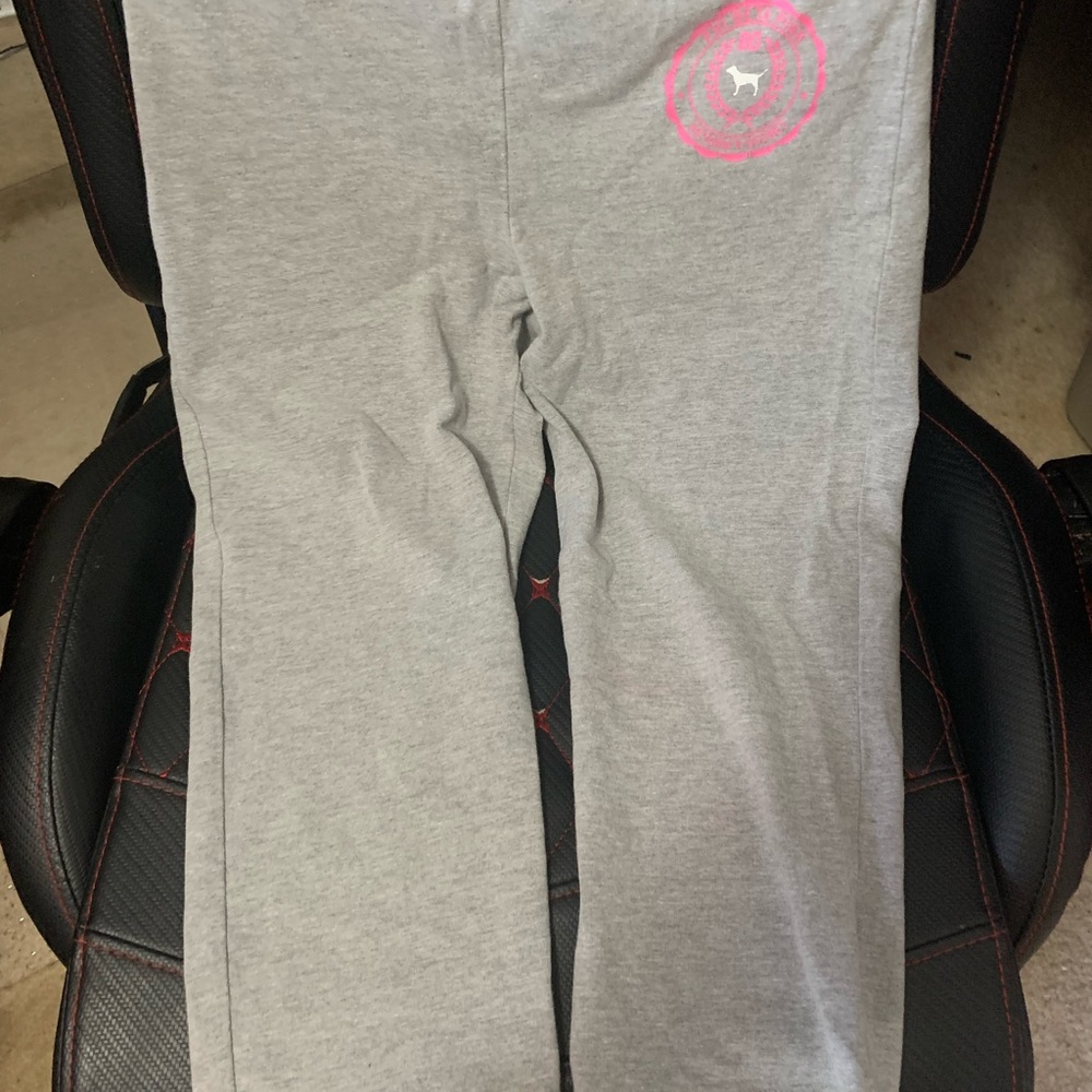 Pink capri leggings